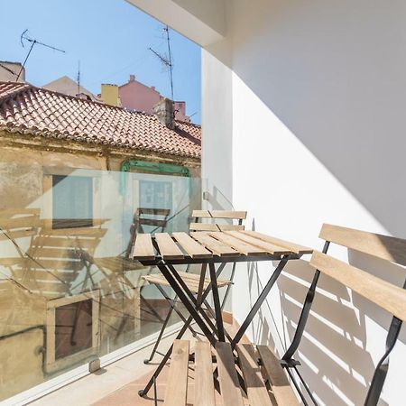 Alfama Lounge Three-Bedroom Apartment W/ River View And Parking - By Lu Holidays Lissabon Buitenkant foto