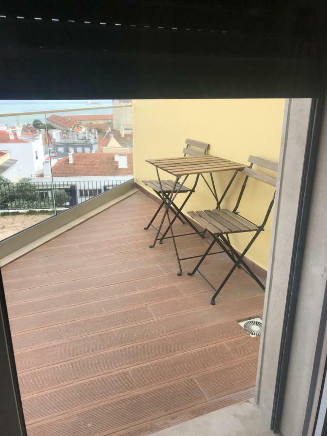 Alfama Lounge Three-Bedroom Apartment W/ River View And Parking - By Lu Holidays Lissabon Buitenkant foto