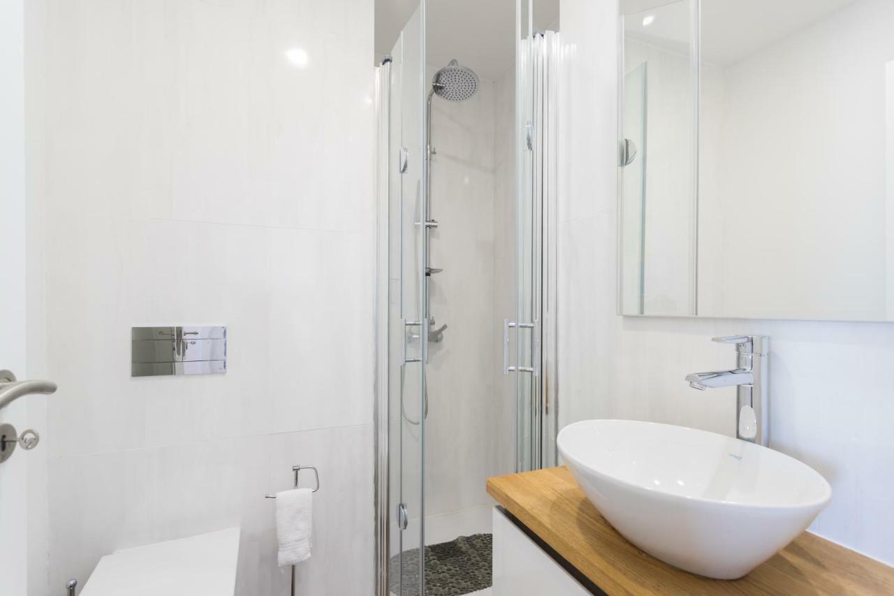 Alfama Lounge Three-Bedroom Apartment W/ River View And Parking - By Lu Holidays Lissabon Buitenkant foto
