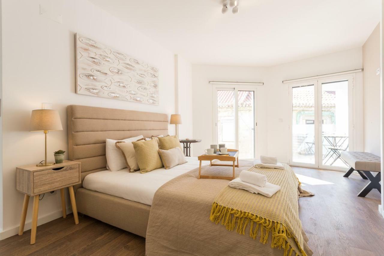 Alfama Lounge Three-Bedroom Apartment W/ River View And Parking - By Lu Holidays Lissabon Buitenkant foto