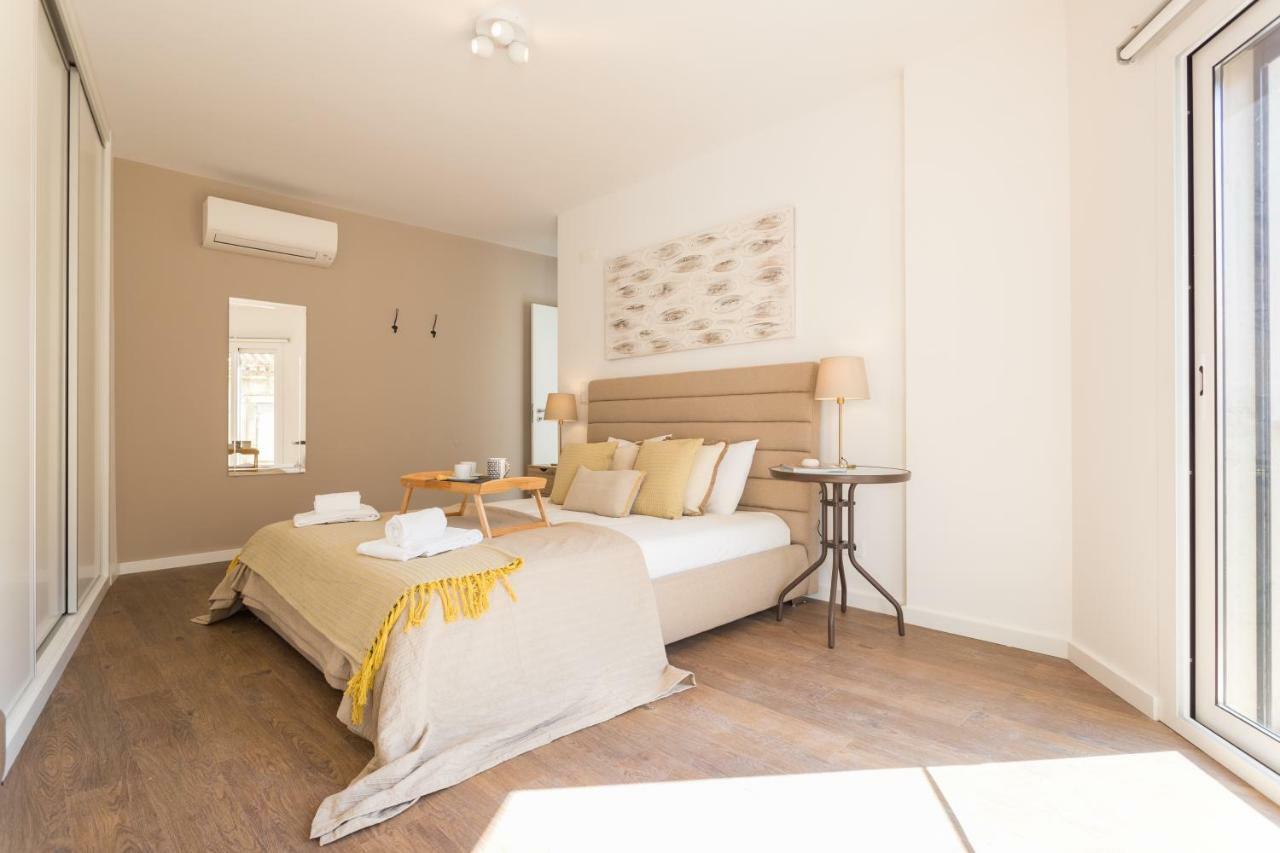Alfama Lounge Three-Bedroom Apartment W/ River View And Parking - By Lu Holidays Lissabon Buitenkant foto