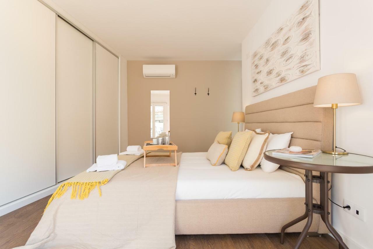 Alfama Lounge Three-Bedroom Apartment W/ River View And Parking - By Lu Holidays Lissabon Buitenkant foto
