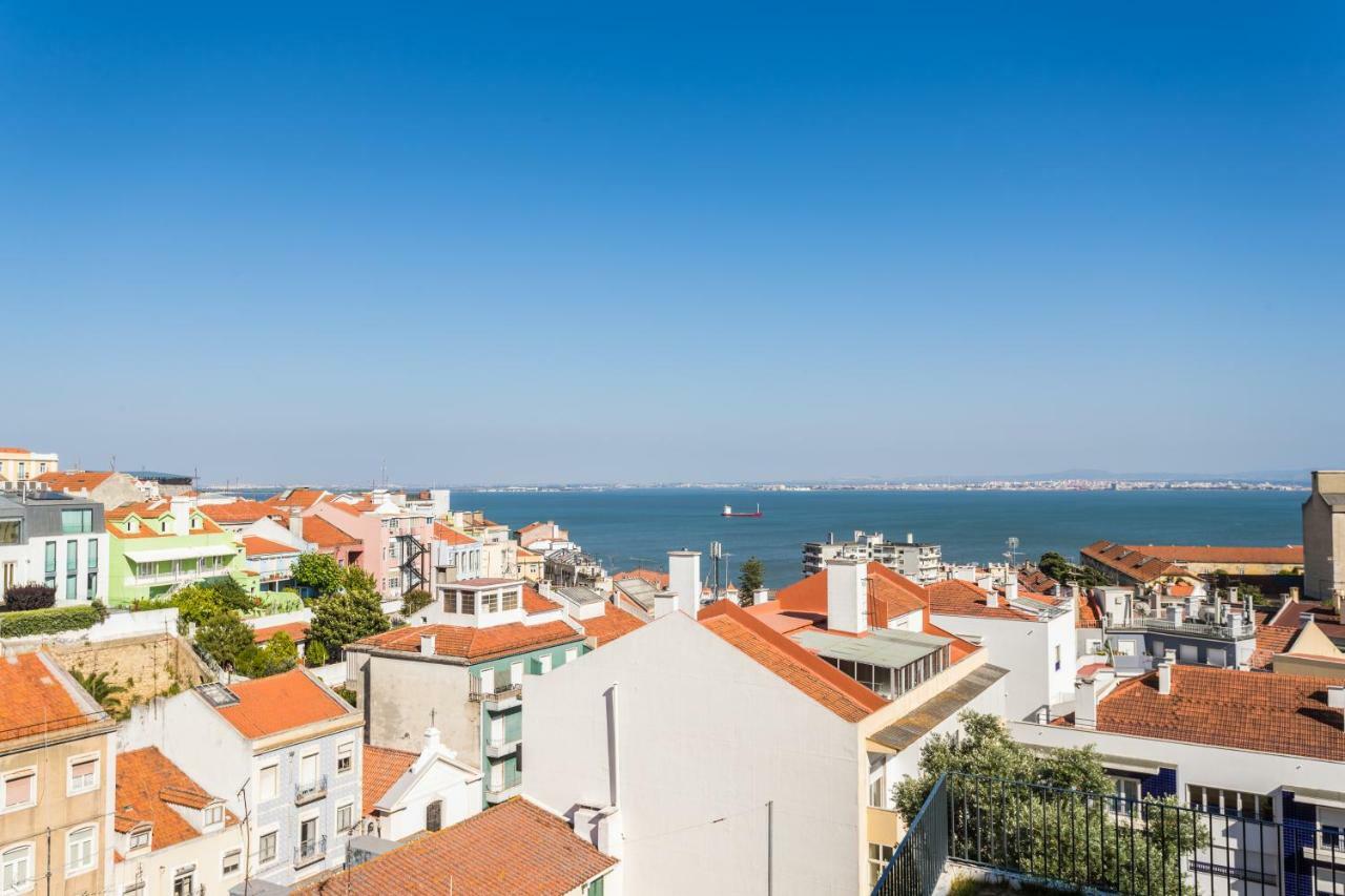 Alfama Lounge Three-Bedroom Apartment W/ River View And Parking - By Lu Holidays Lissabon Buitenkant foto